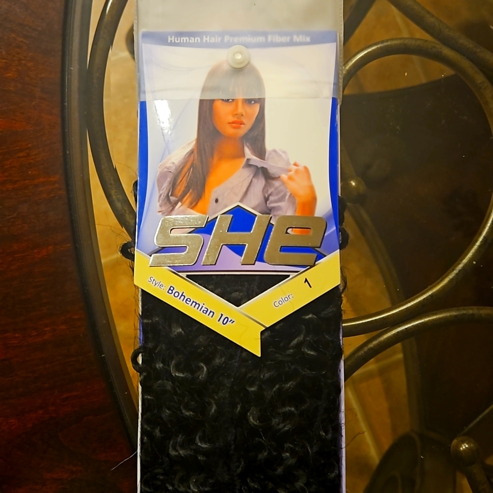 Curly Extensions - Picture 3 of 4